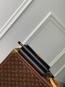 Bolsa Louis Vuitton Twist PM Epi Leather – Preta e Off White