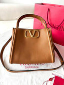 Bolsa Valentino Garavani Alltime em Couro de Bezerro Grainy